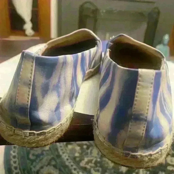 Michael Kors espadrille flats (Size 10M) - Picture 7 of 7